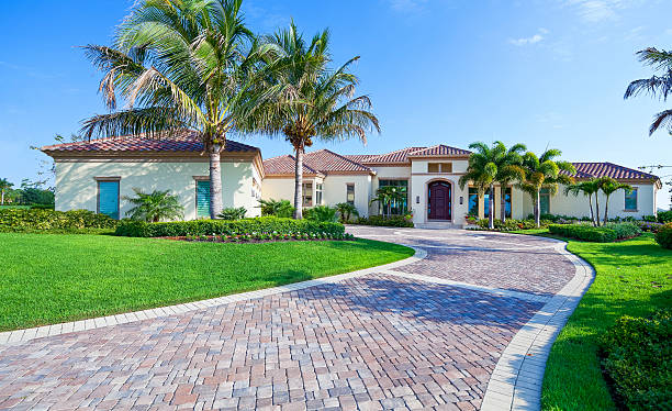 Best Driveway Pavers Near Me  in Vadnais Heights, MN